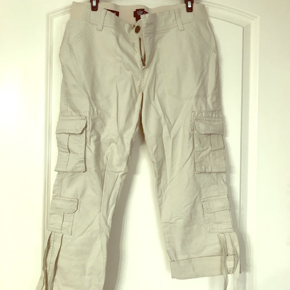 Khaki Capris